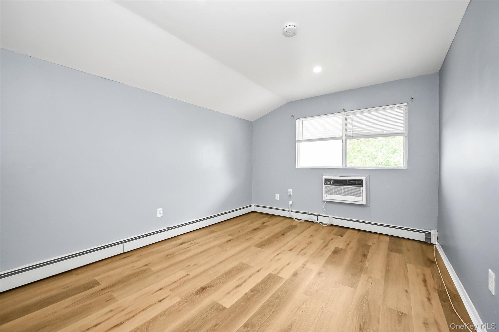 Single Family Beach 64th Street Queens, NY 11692, MLS-1032121-8