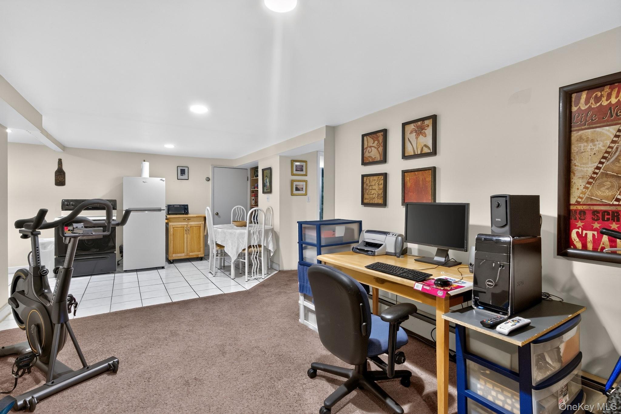 Single Family S 5th Street  Nassau County, NY 11714, MLS-1032127-21