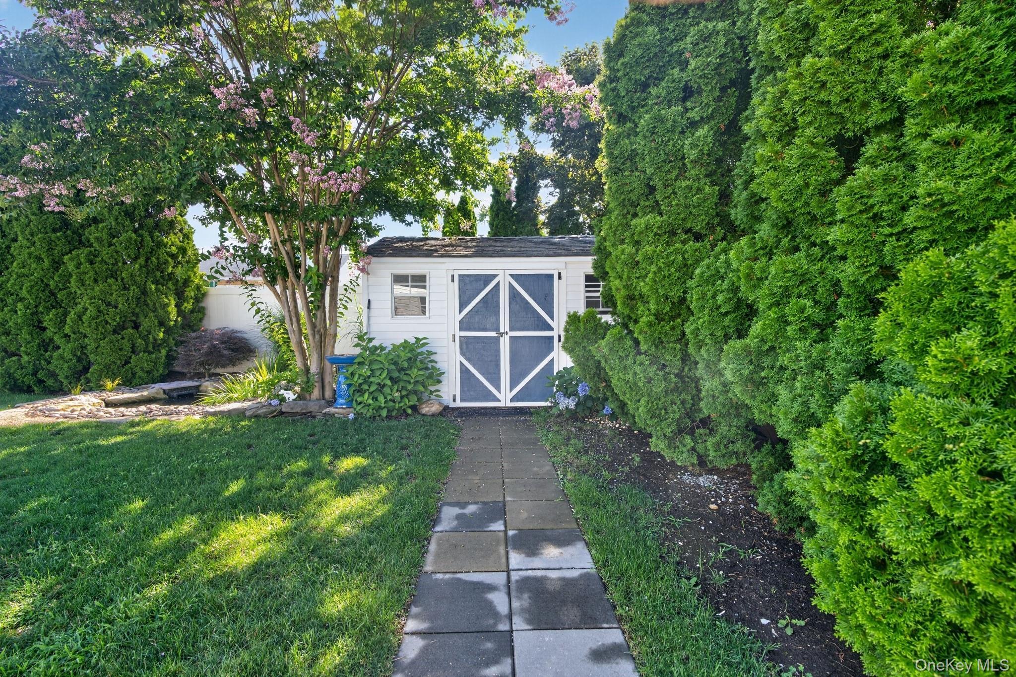 Single Family S 5th Street  Nassau County, NY 11714, MLS-1032127-8