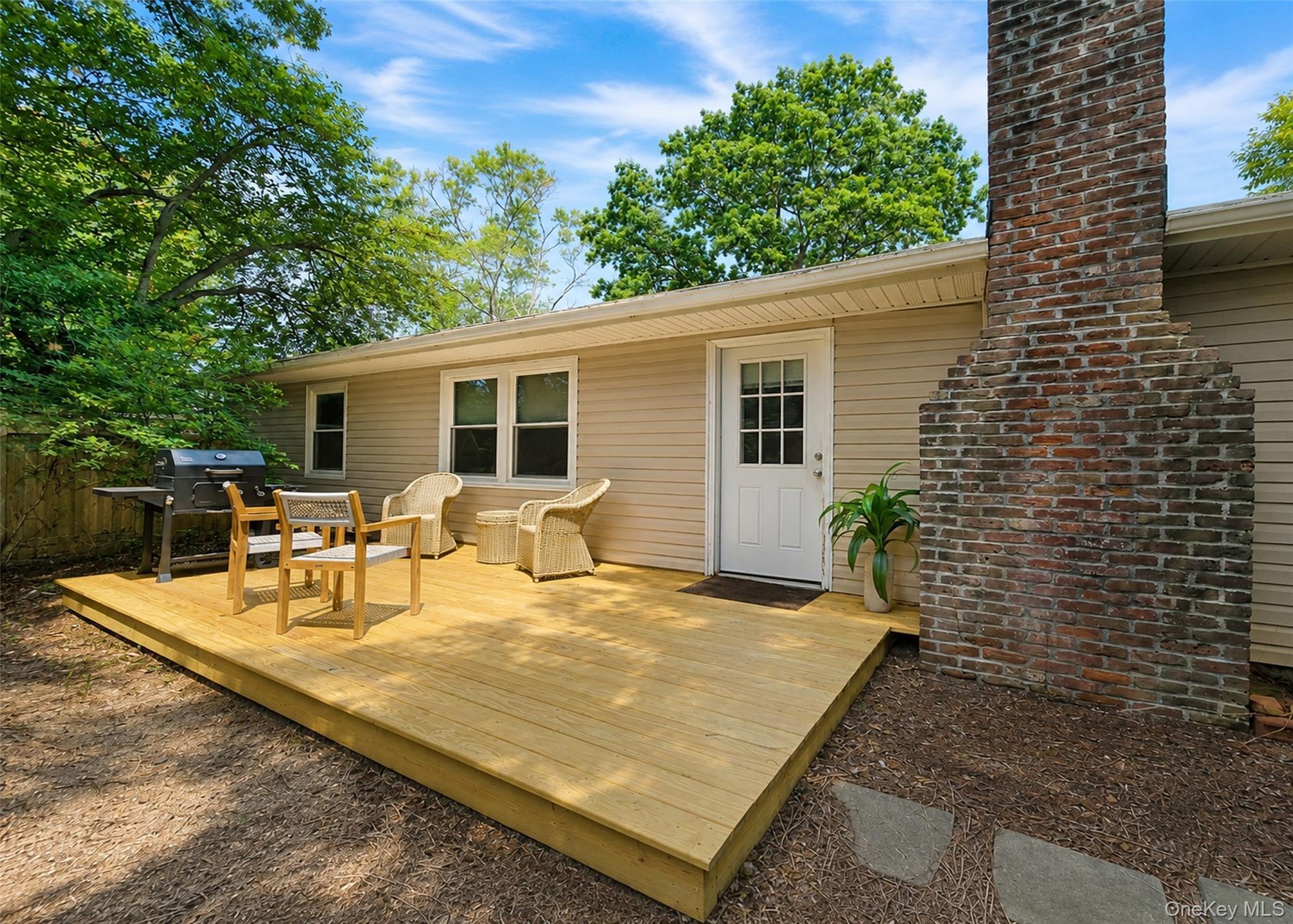 Single Family Pennaquid Road Suffolk County, NY 11727, MLS-1032132-22