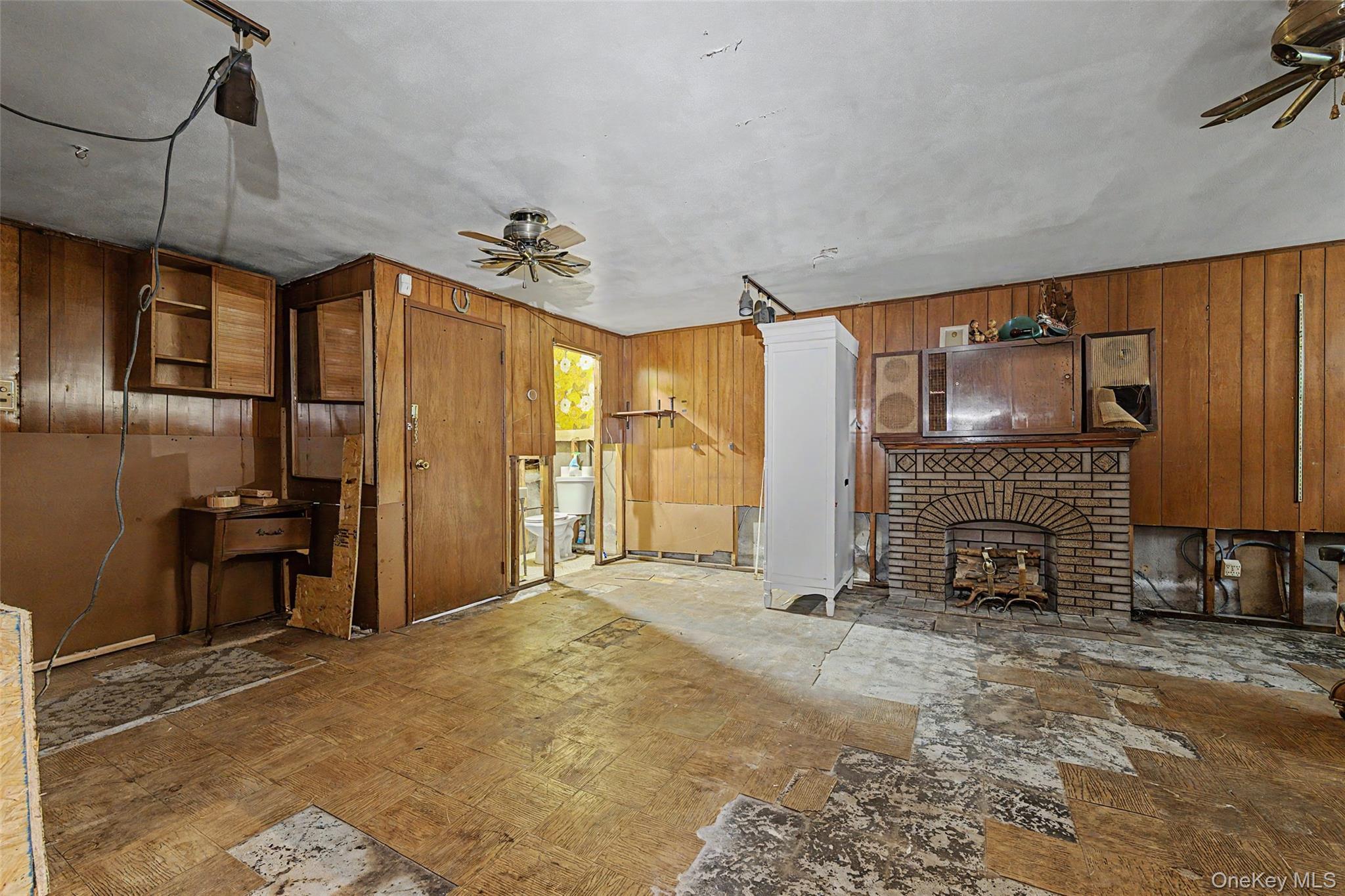 Single Family N Conduit Avenue  Queens, NY 11434, MLS-1032138-13