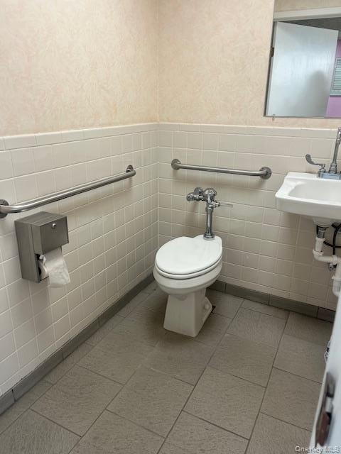 Single Family 67th Drive Queens, NY 11374, MLS-1032142-14