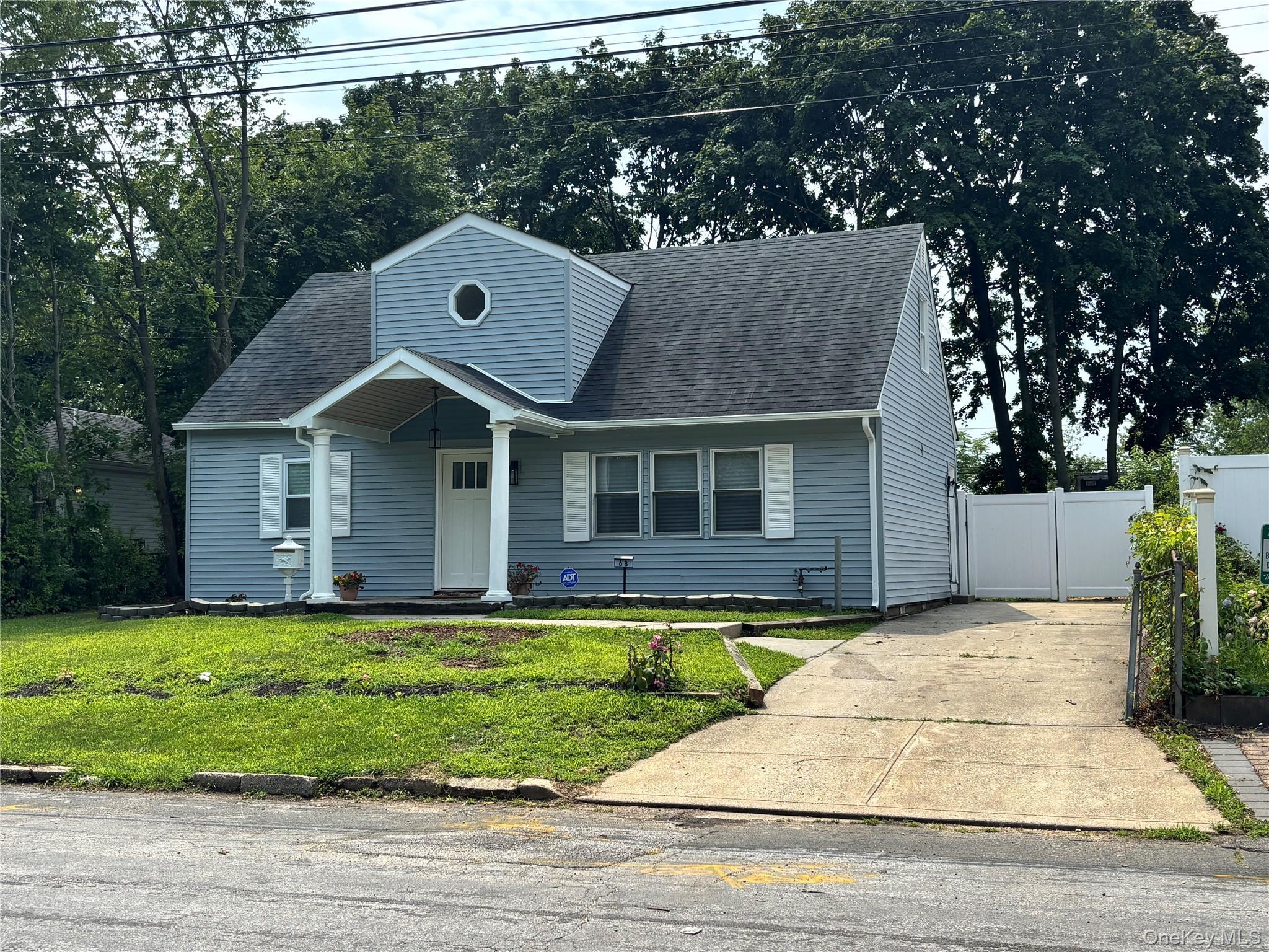 Single Family State Avenue  Suffolk County, NY 11798, MLS-1032162-2