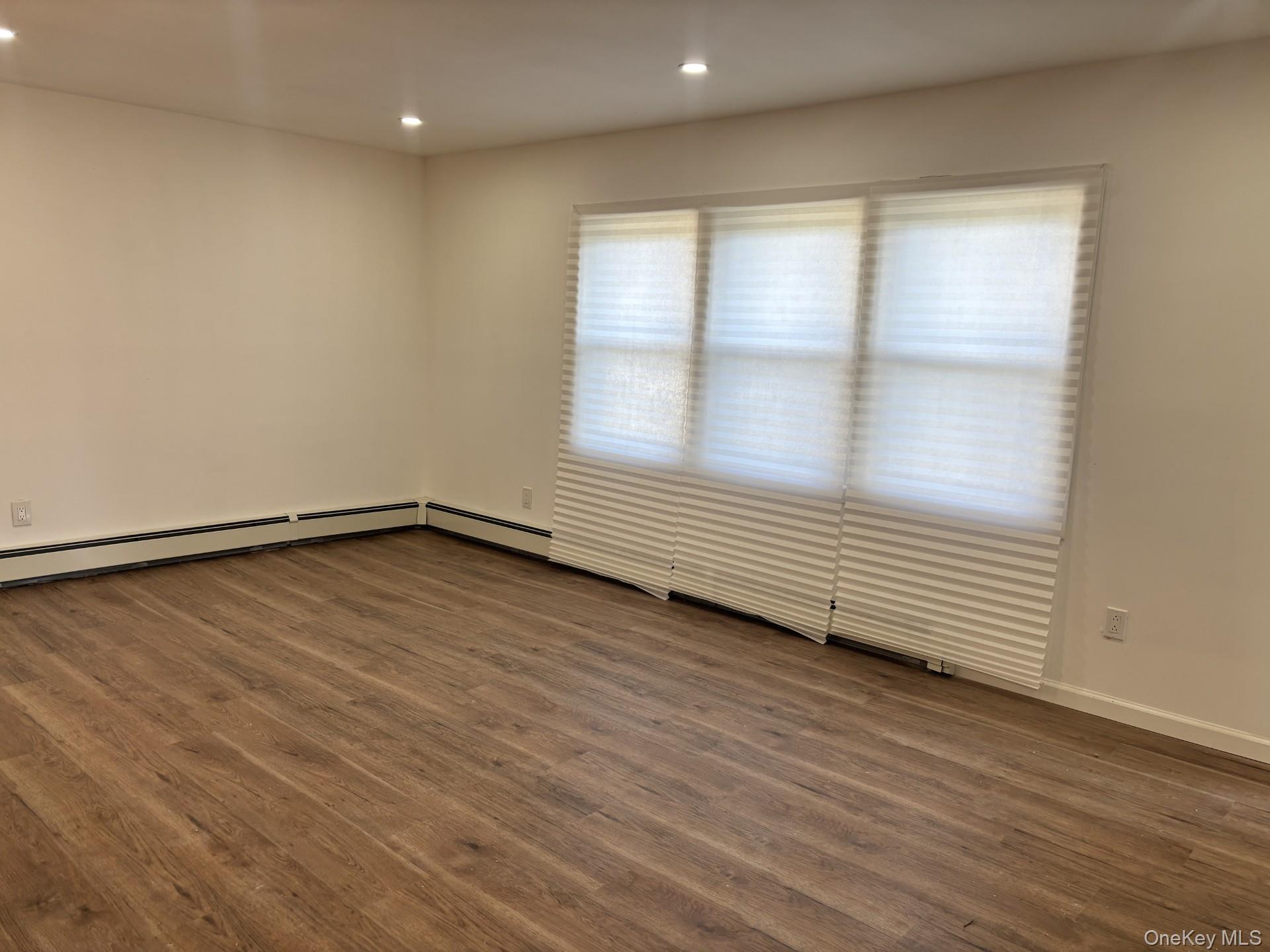 Single Family State Avenue  Suffolk County, NY 11798, MLS-1032162-4
