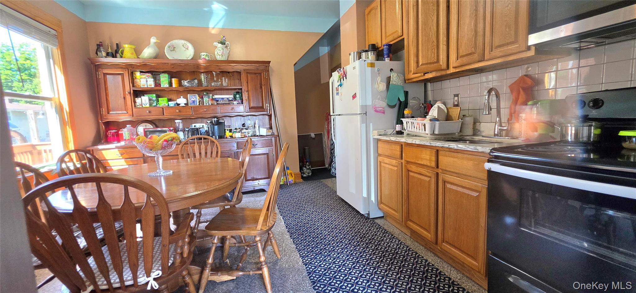 Single Family Cottage Street  Sullivan County, NY 12701, MLS-1032198-11