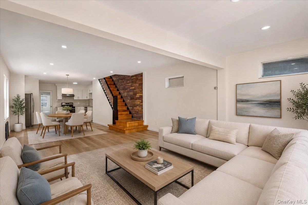 Single Family Parsons Boulevard  Queens, NY 11365, MLS-1032211-3