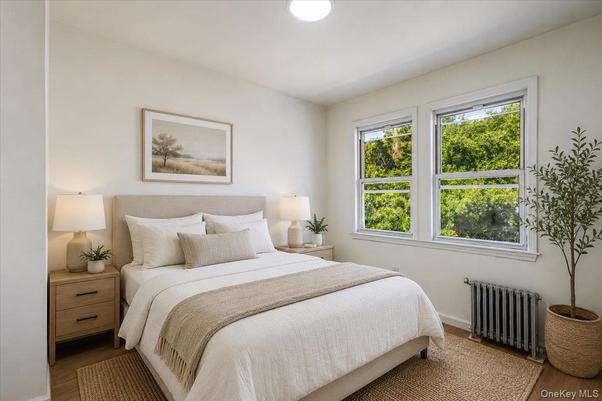 Single Family Parsons Boulevard  Queens, NY 11365, MLS-1032211-8