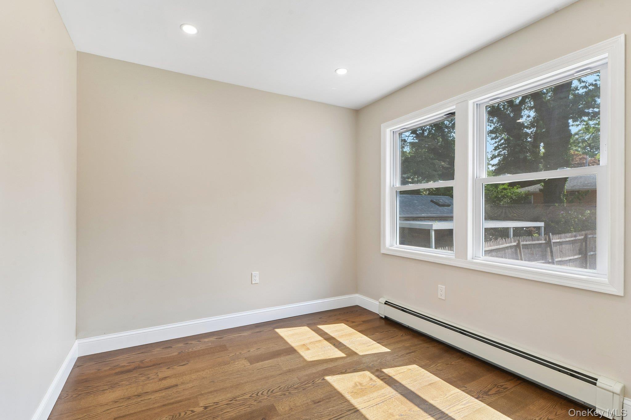 Single Family Kew Drive  Suffolk County, NY 11789, MLS-1032212-13