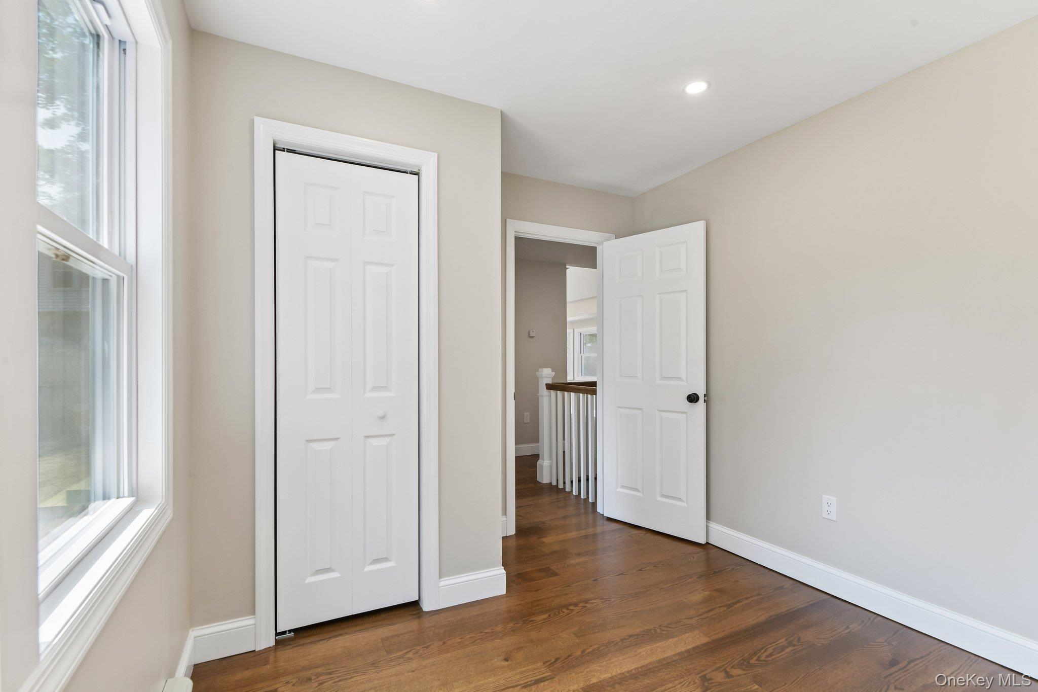 Single Family Kew Drive  Suffolk County, NY 11789, MLS-1032212-14
