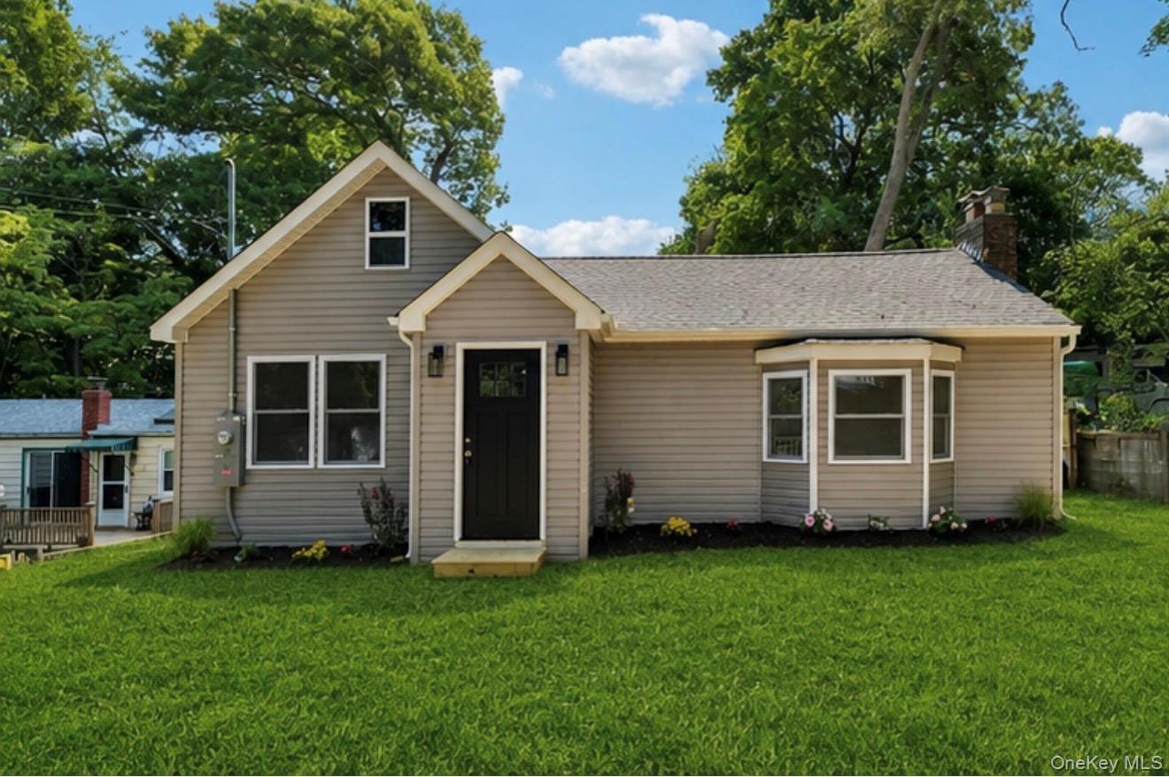 Single Family Kew Drive  Suffolk County, NY 11789, MLS-1032212-2
