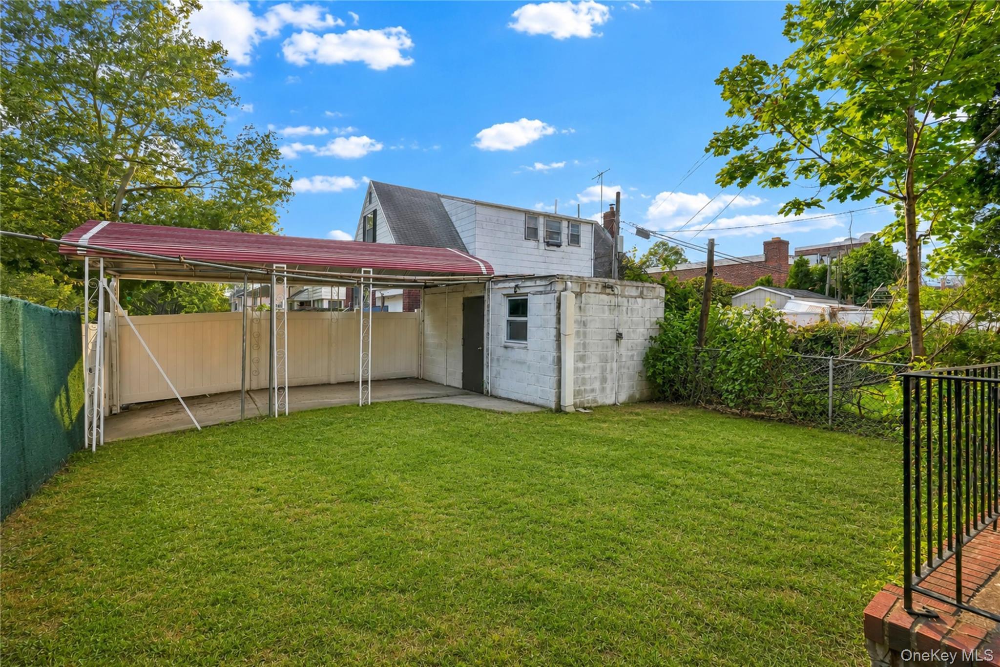Single Family Bell Boulevard  Queens, NY 11364, MLS-1032232-25