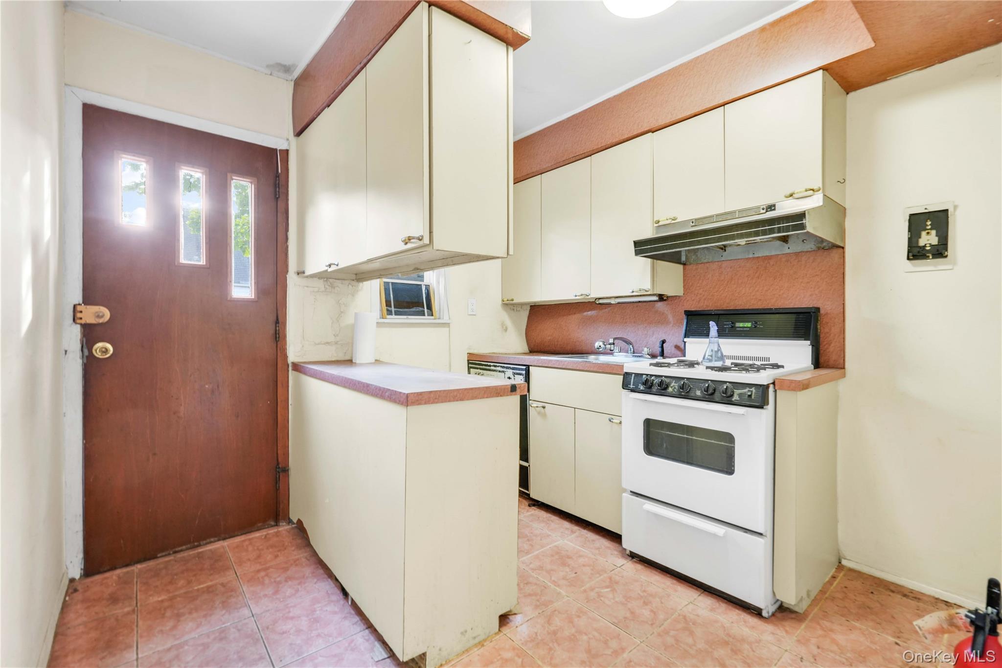 Single Family Bell Boulevard  Queens, NY 11364, MLS-1032232-4