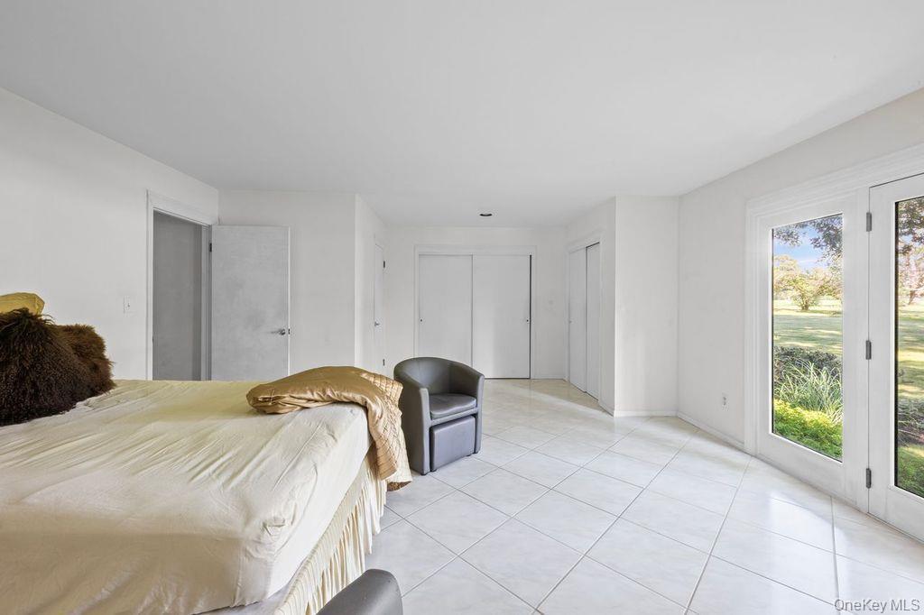 Single Family Fairway Drive  Suffolk County, NY 11777, MLS-1032233-18