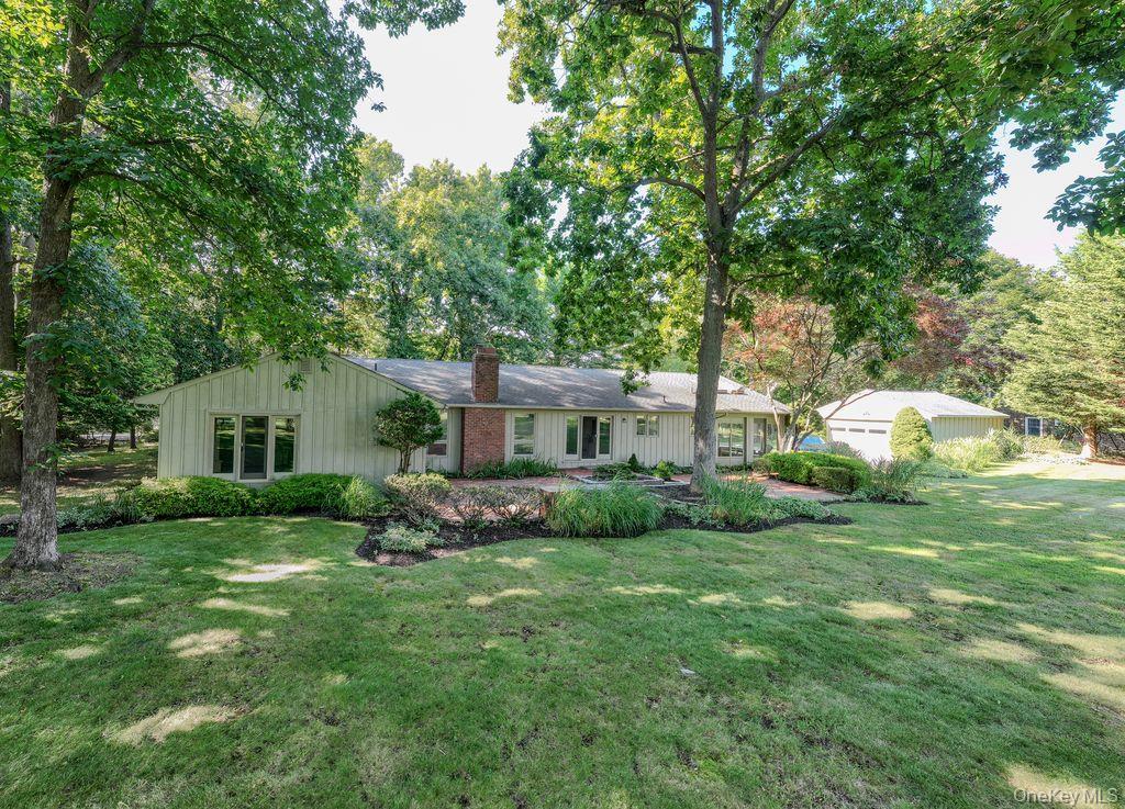 Single Family Fairway Drive  Suffolk County, NY 11777, MLS-1032233-22