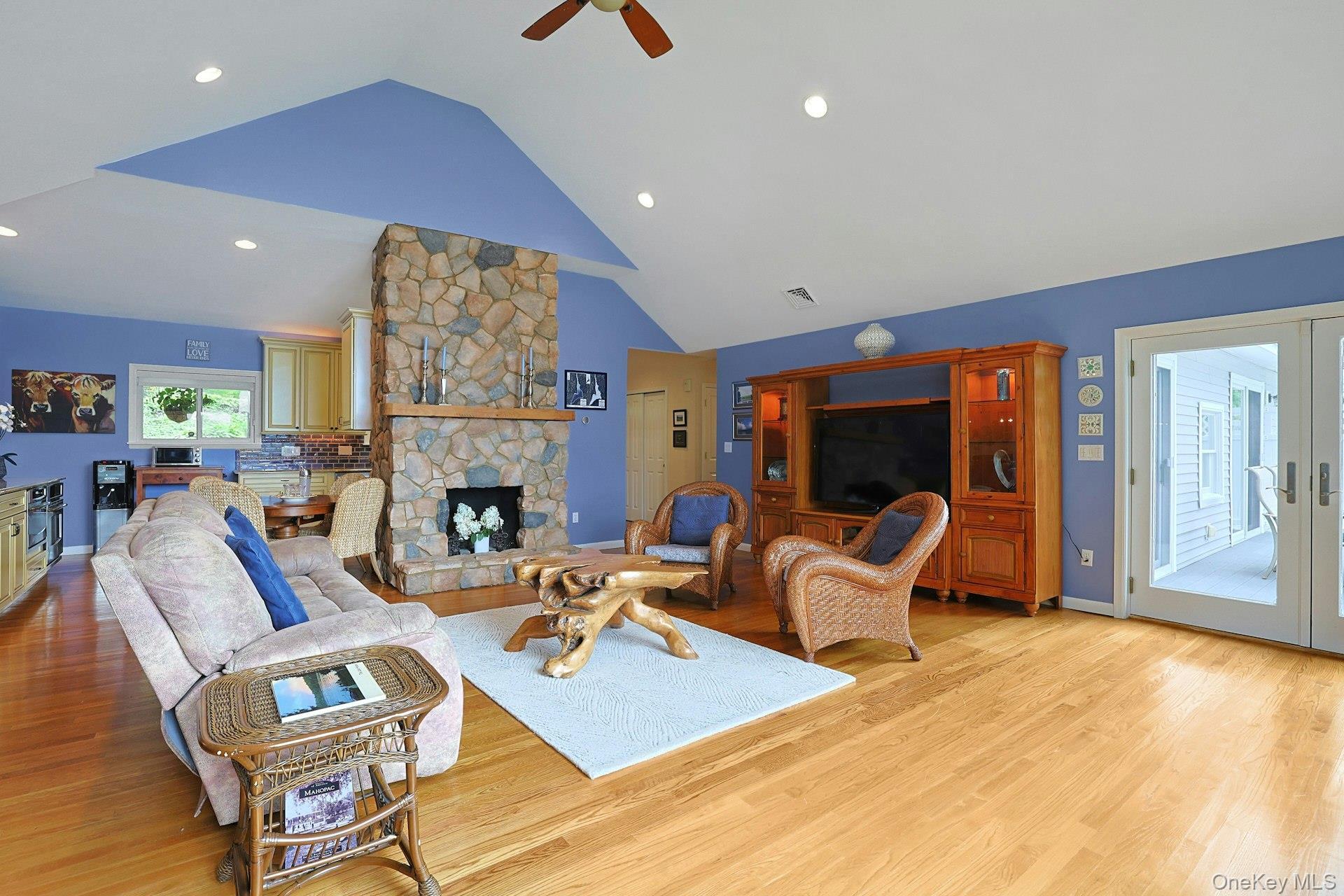 Single Family Lakeside Road  Putnam County, NY 10541, MLS-1032241-10