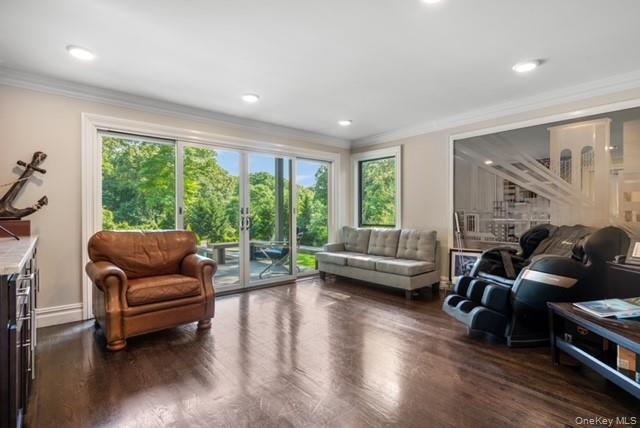 Single Family Fox Hunt Court Suffolk County, NY 11743, MLS-1032274-13