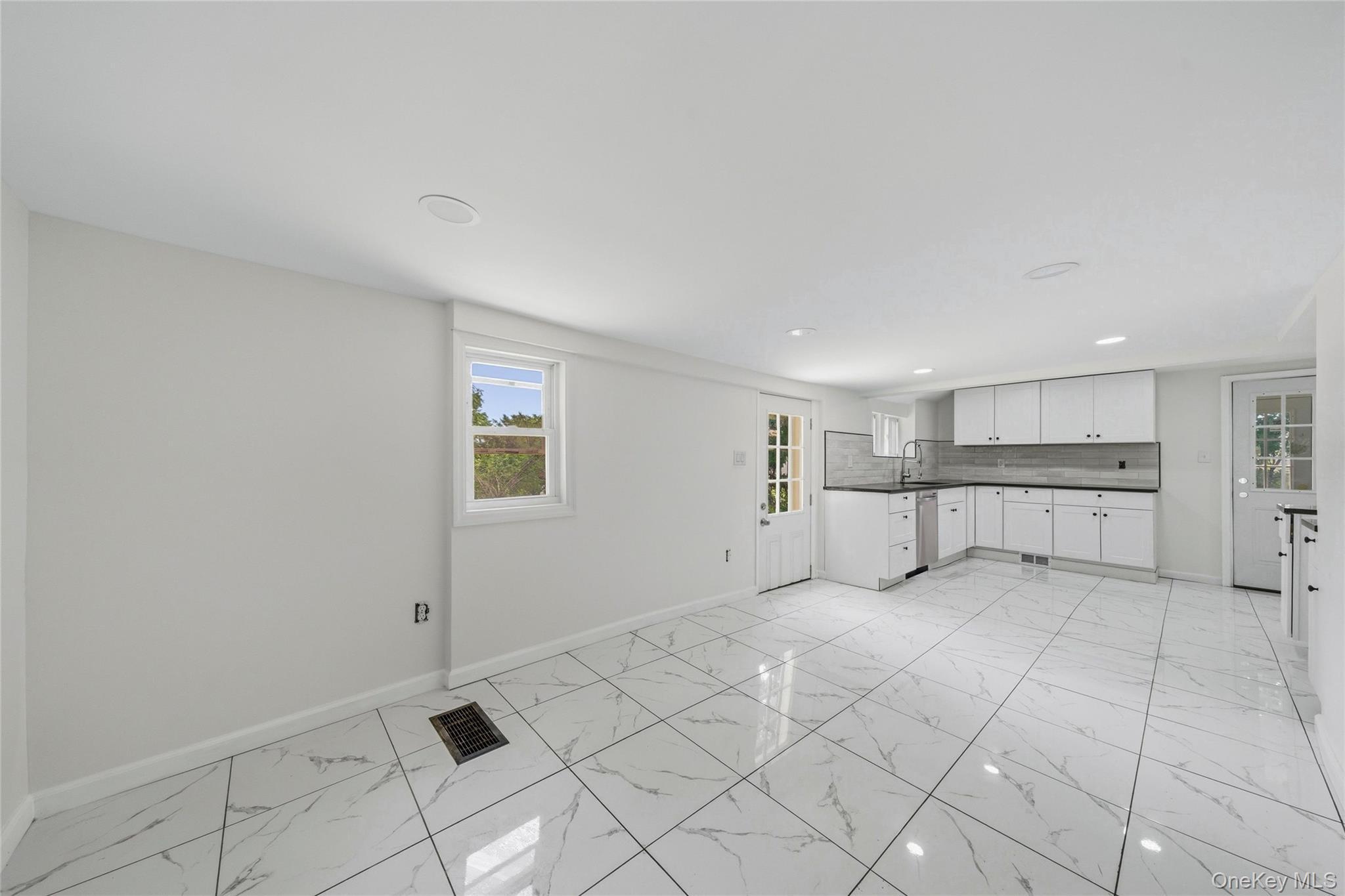 Single Family Goshen Turnpike Orange County, NY 10941, MLS-1032279-13