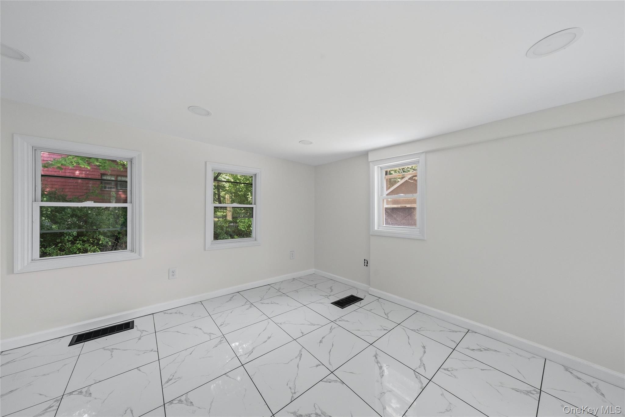 Single Family Goshen Turnpike Orange County, NY 10941, MLS-1032279-14