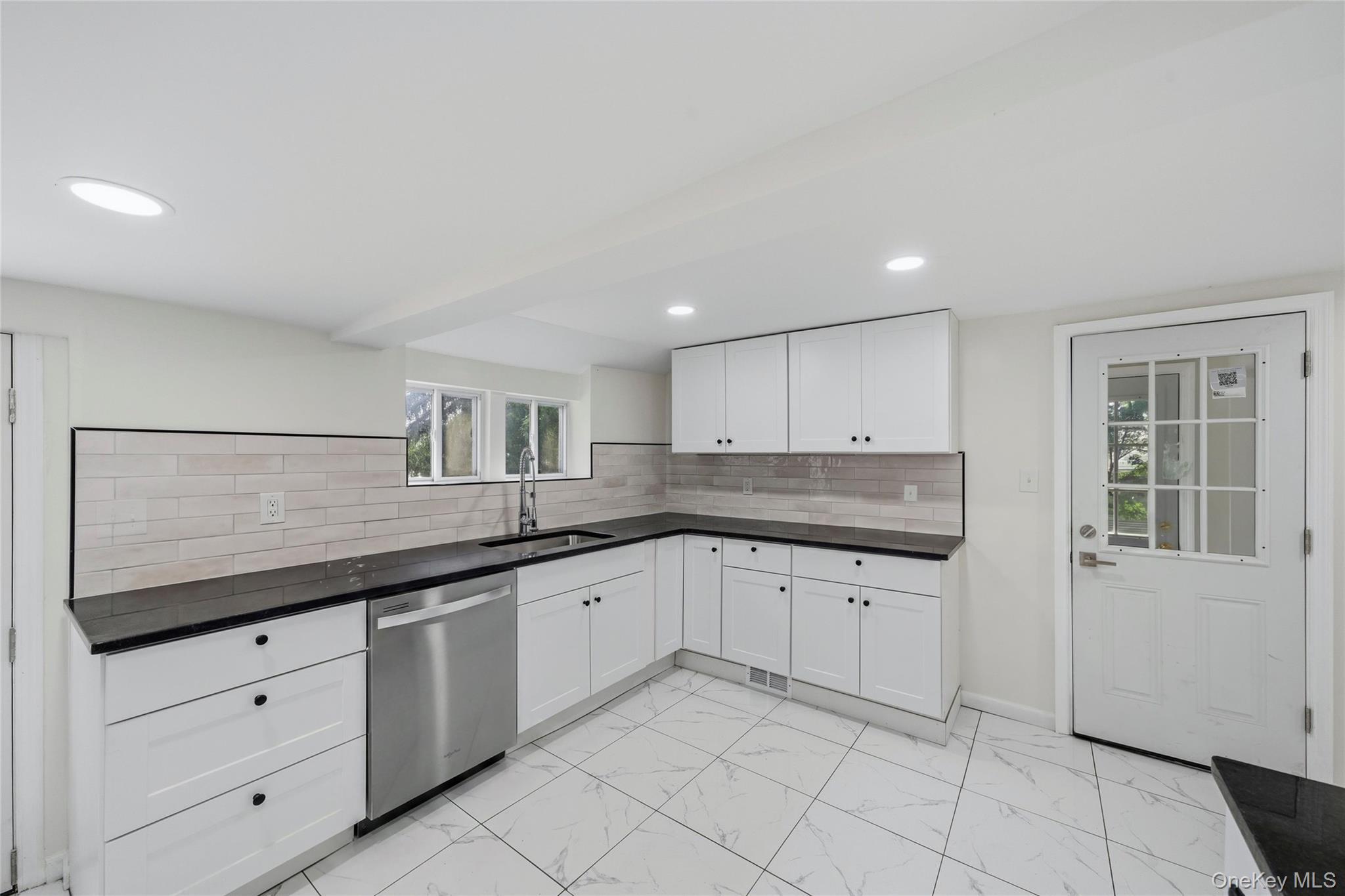 Single Family Goshen Turnpike Orange County, NY 10941, MLS-1032279-17