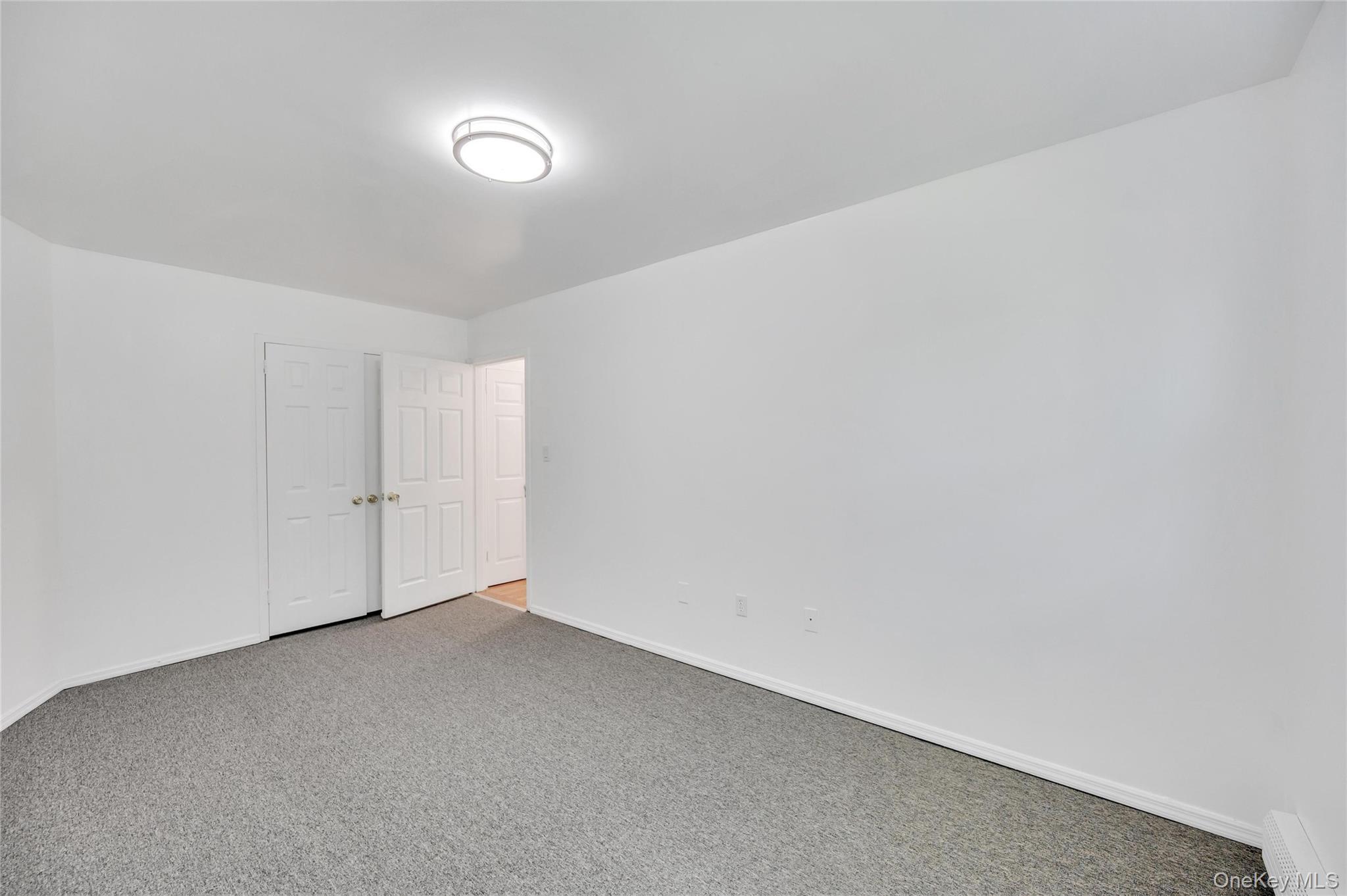 Single Family Charles Lane Queens, NY 11413, MLS-1032283-16