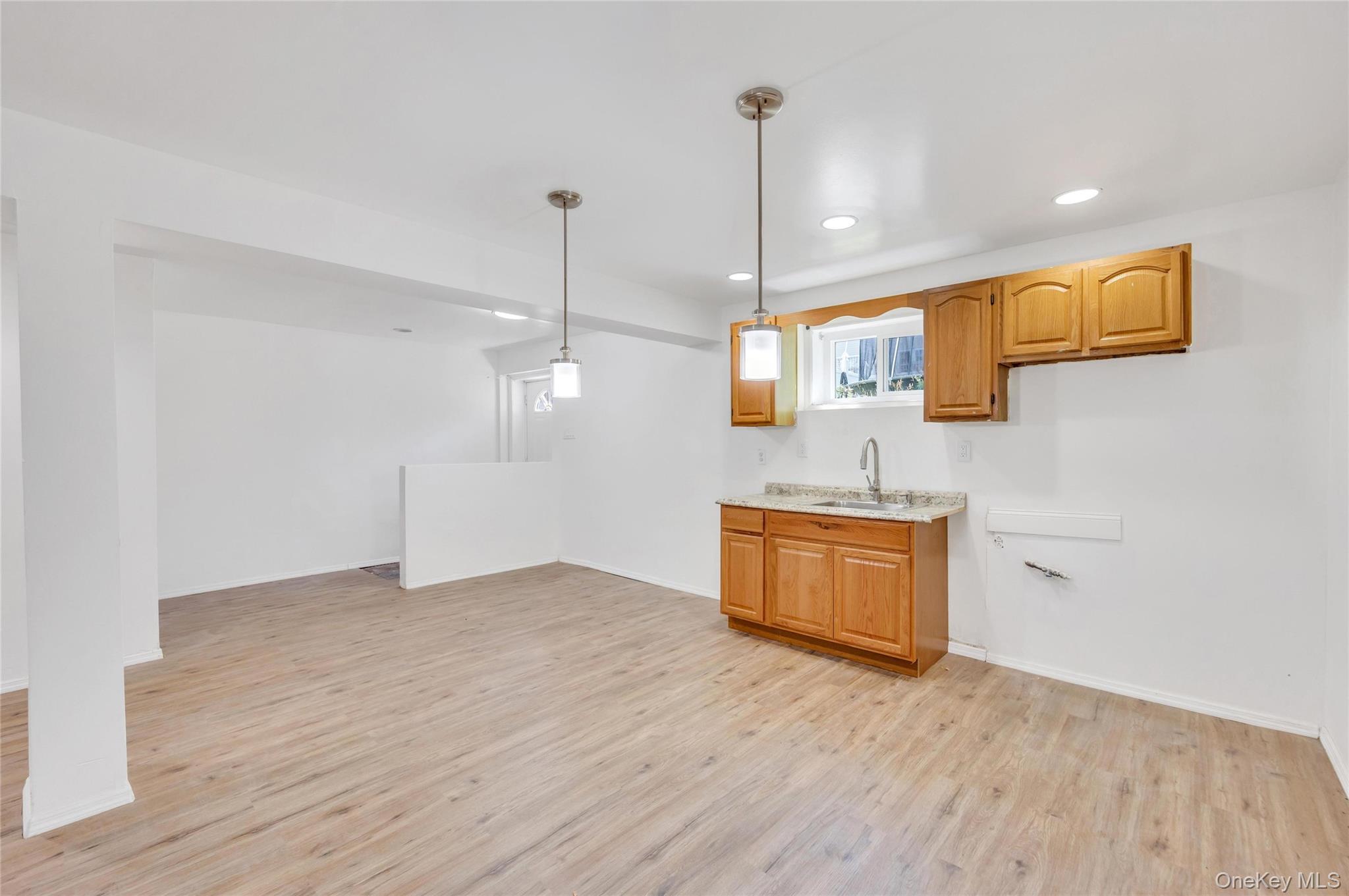 Single Family Charles Lane Queens, NY 11413, MLS-1032283-28