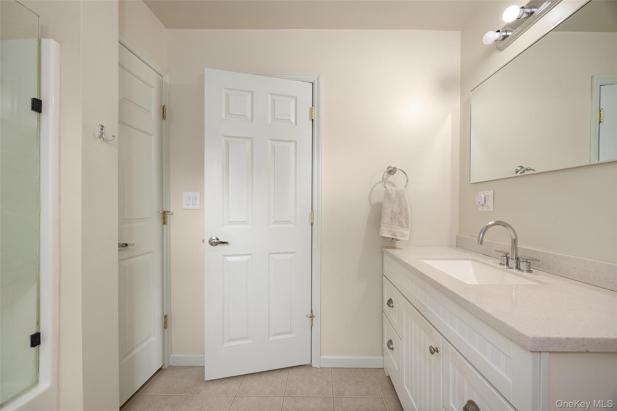 Single Family Route 9d Dutchess County, NY 12508, MLS-1032290-24