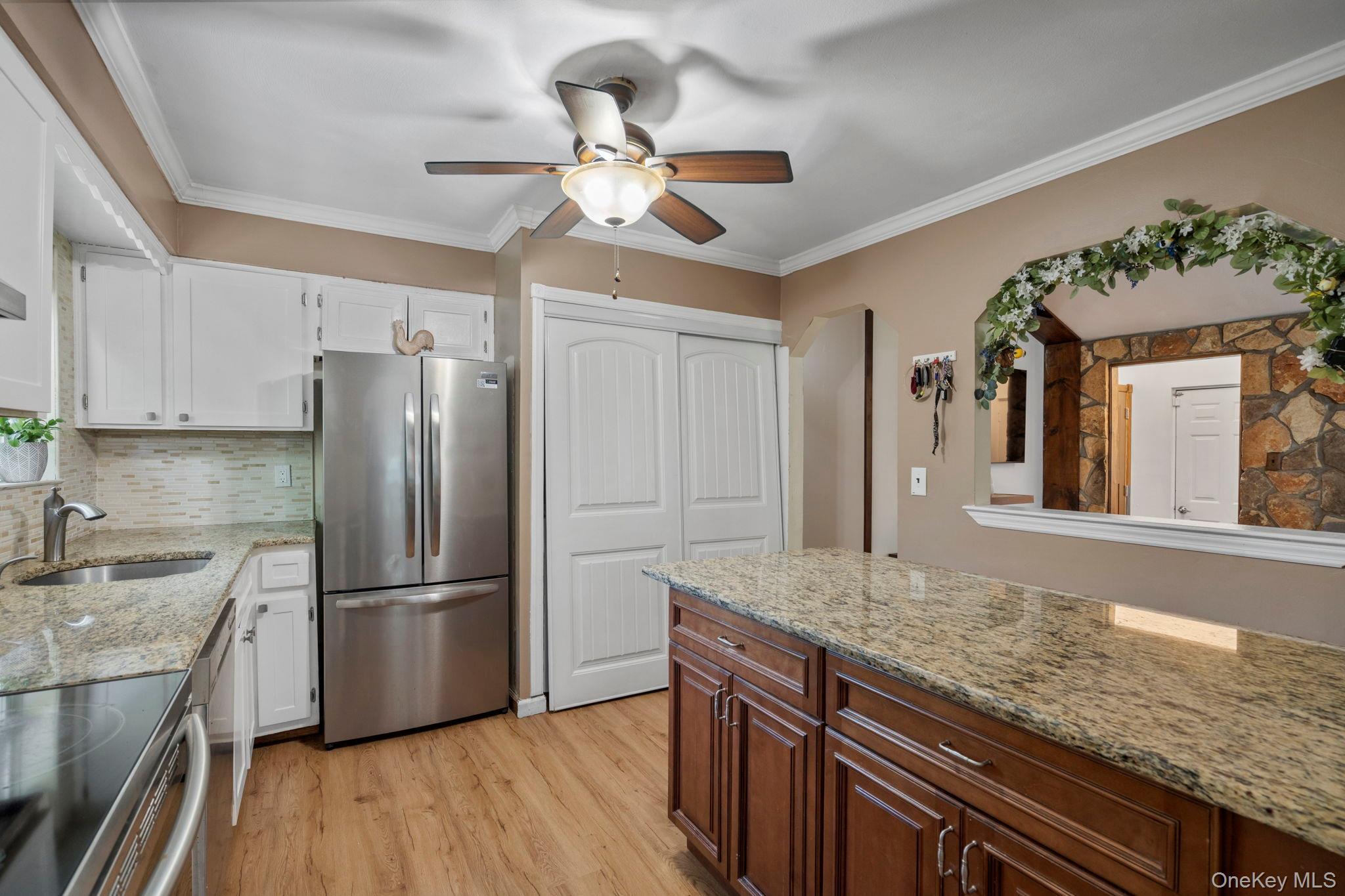Single Family Yaphank Avenue Suffolk County, NY 11719, MLS-1032303-10