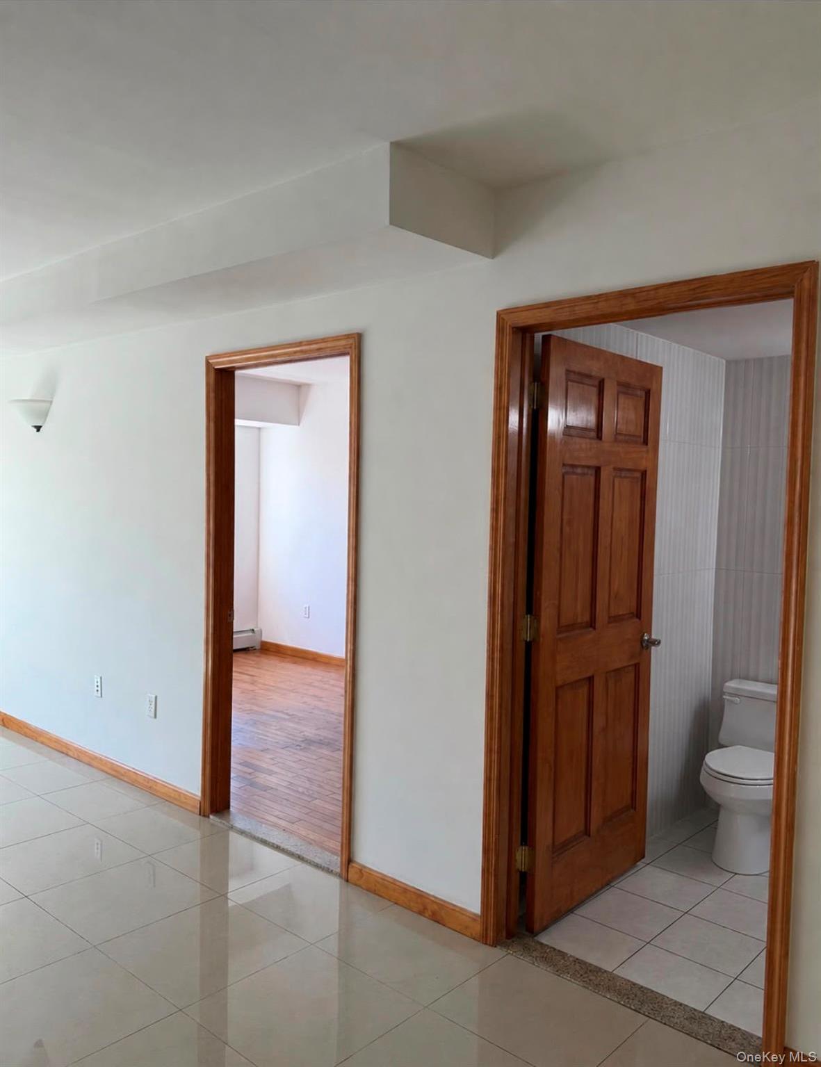 Apartment Leavitt Street  Queens, NY 11354, MLS-1032304-3