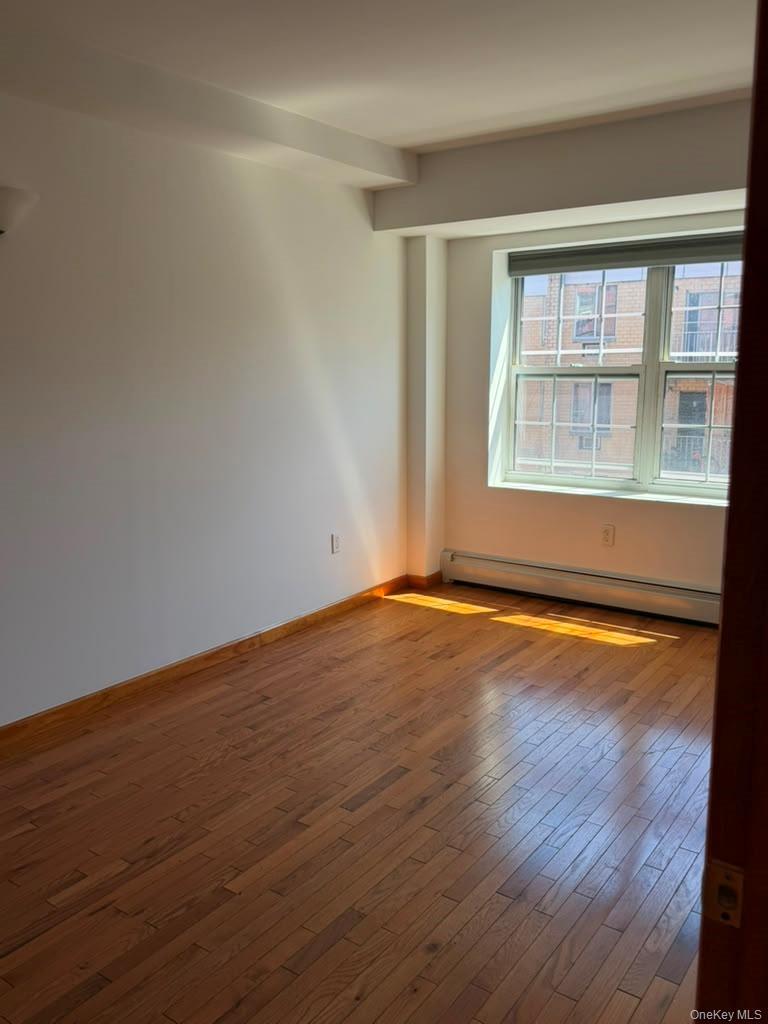 Apartment Leavitt Street  Queens, NY 11354, MLS-1032304-7