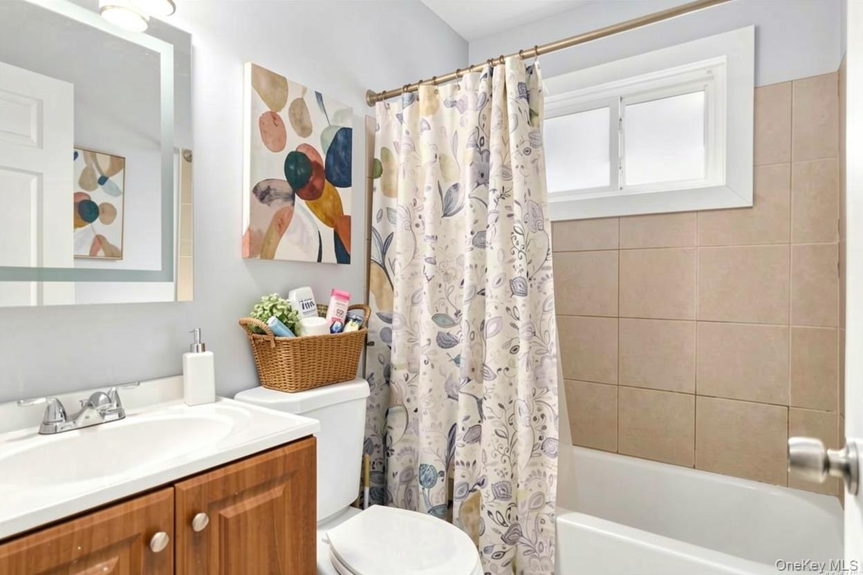 Single Family Main Avenue  Suffolk County, NY 11950, MLS-1032310-10
