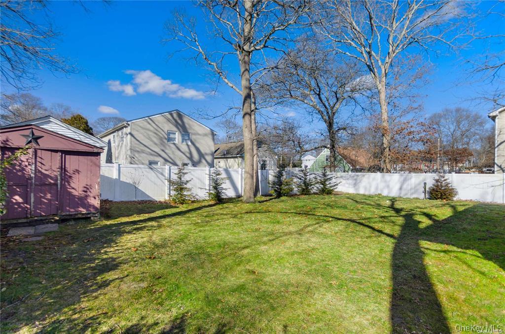 Single Family Main Avenue  Suffolk County, NY 11950, MLS-1032310-15