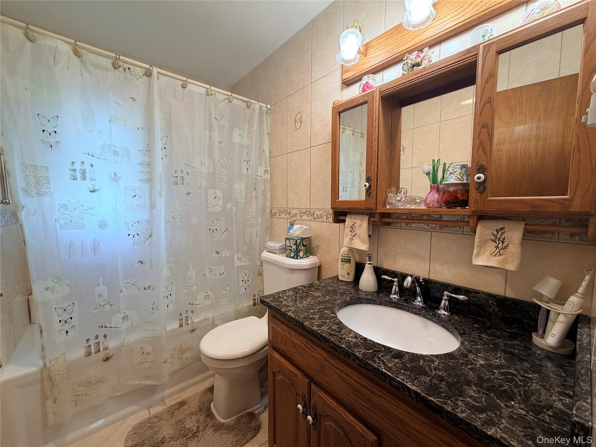 Single Family N Monroe Avenue  Suffolk County, NY 11757, MLS-1032316-26