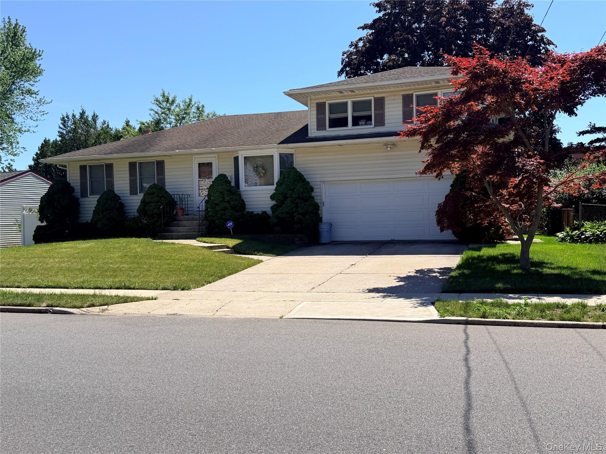 Single Family N Monroe Avenue  Suffolk County, NY 11757, MLS-1032316-3