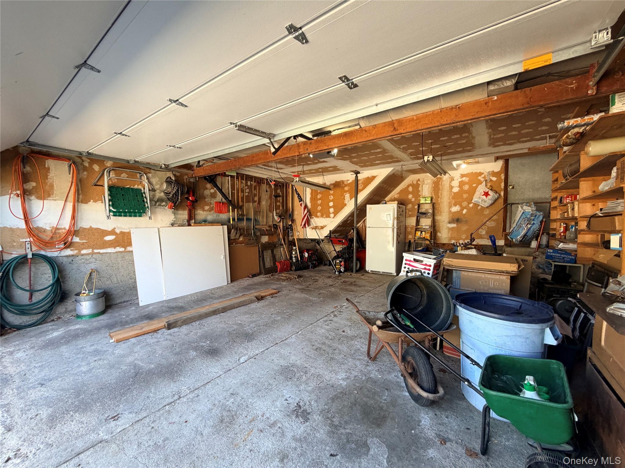 Single Family N Monroe Avenue  Suffolk County, NY 11757, MLS-1032316-42