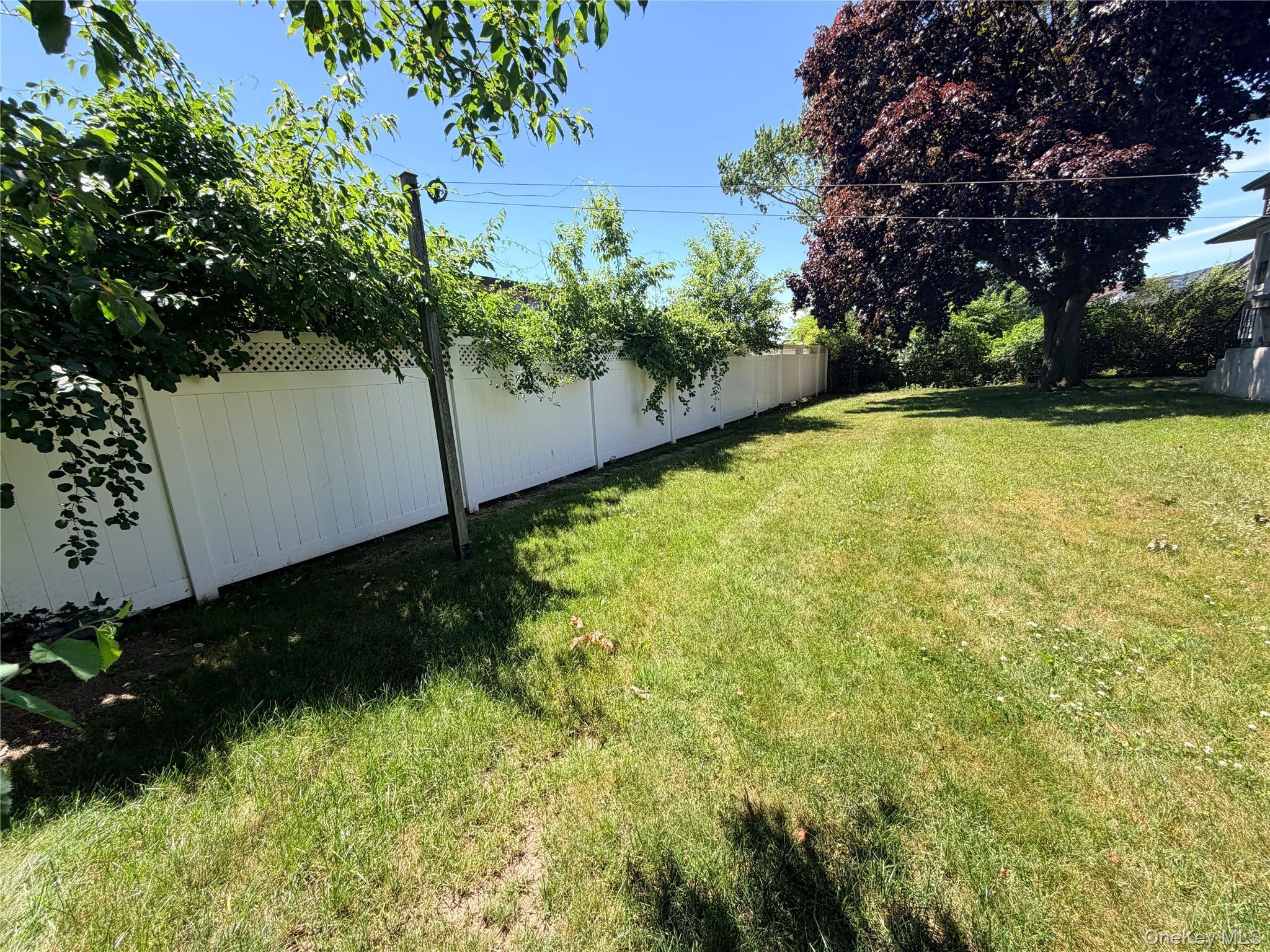 Single Family N Monroe Avenue  Suffolk County, NY 11757, MLS-1032316-44