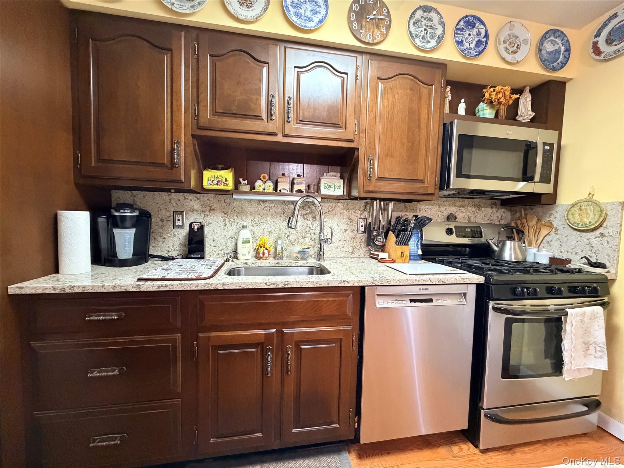 Single Family N Monroe Avenue  Suffolk County, NY 11757, MLS-1032316-8