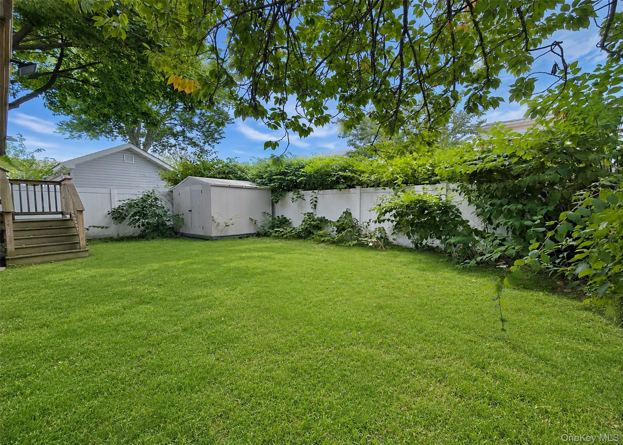 Single Family Farragut Avenue  Suffolk County, NY 11757, MLS-1032337-21