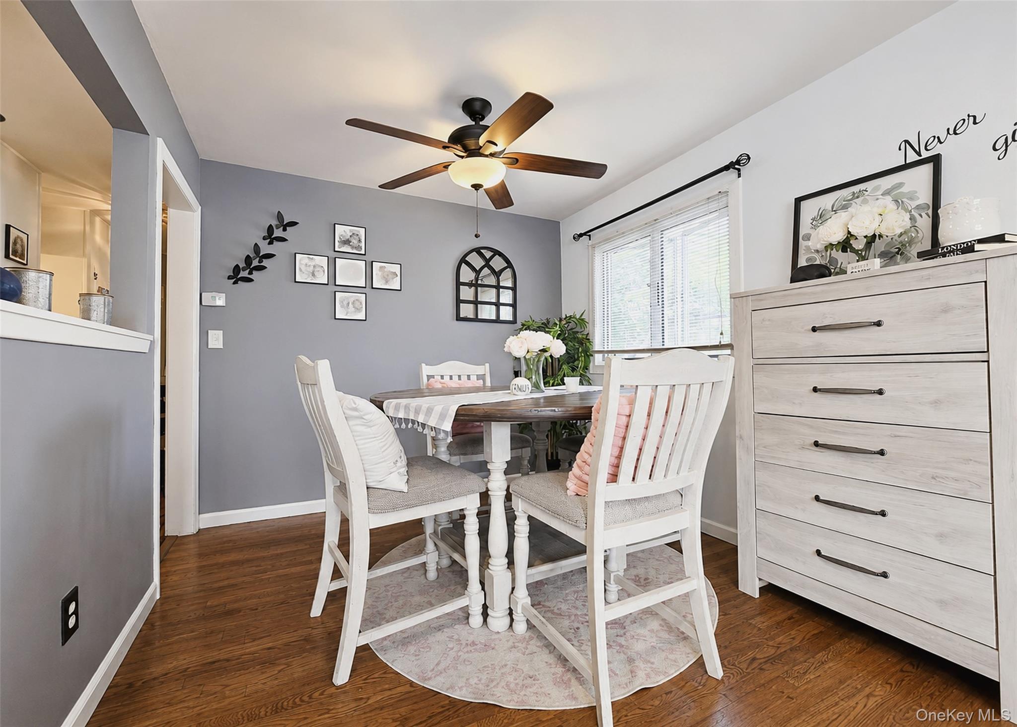 Single Family Farragut Avenue Suffolk County, NY 11757, MLS-1032337-6