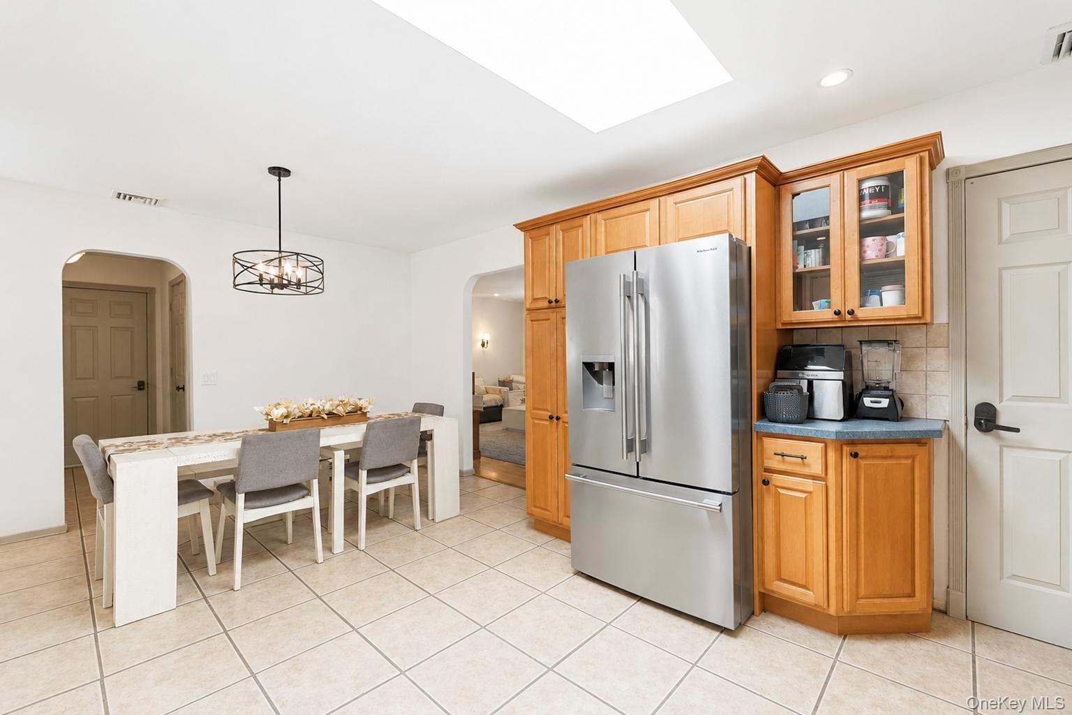 Single Family Riverside Drive Suffolk County, NY 11901, MLS-1032344-17