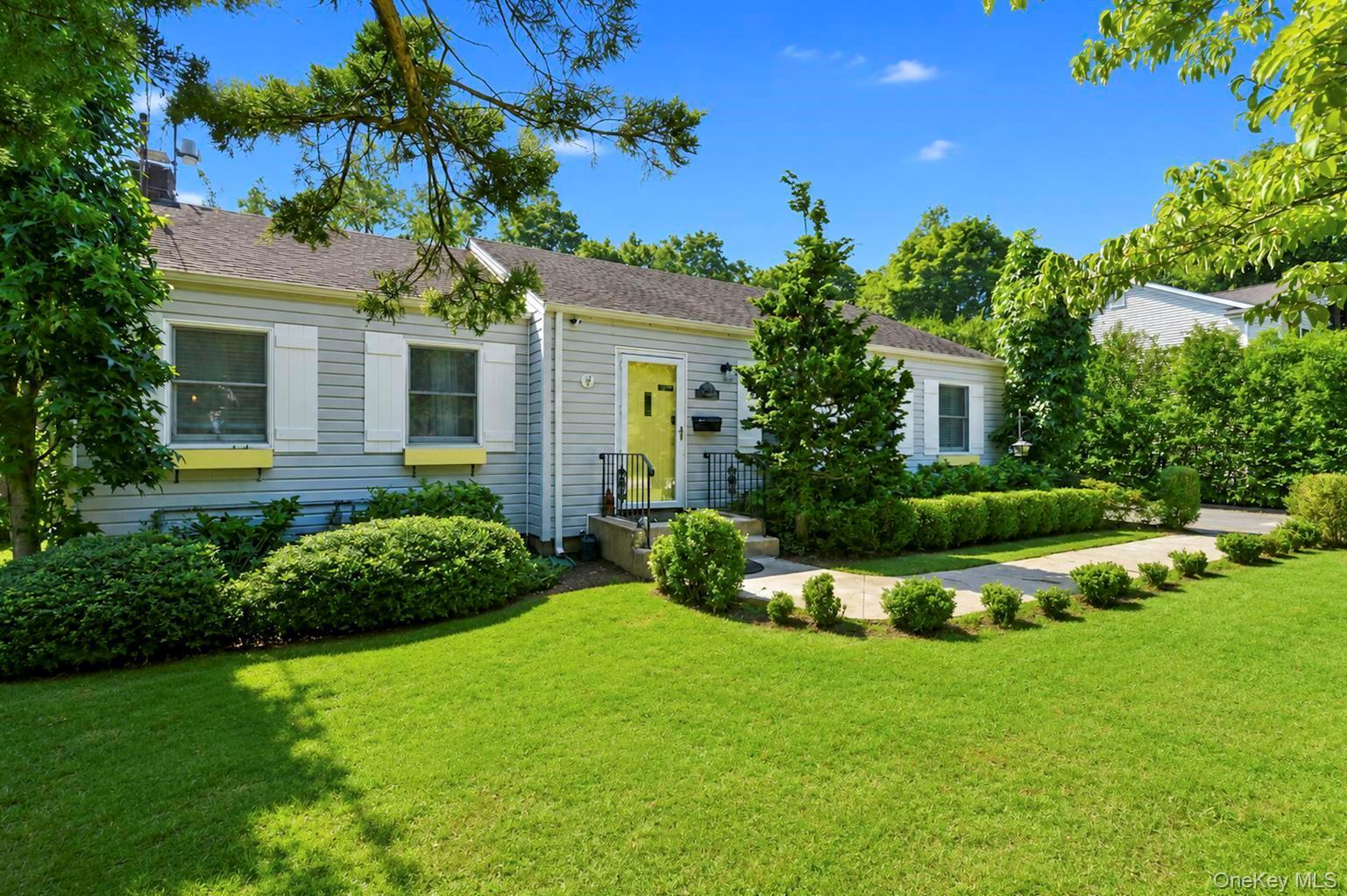 Single Family Riverside Drive Suffolk County, NY 11901, MLS-1032344-5