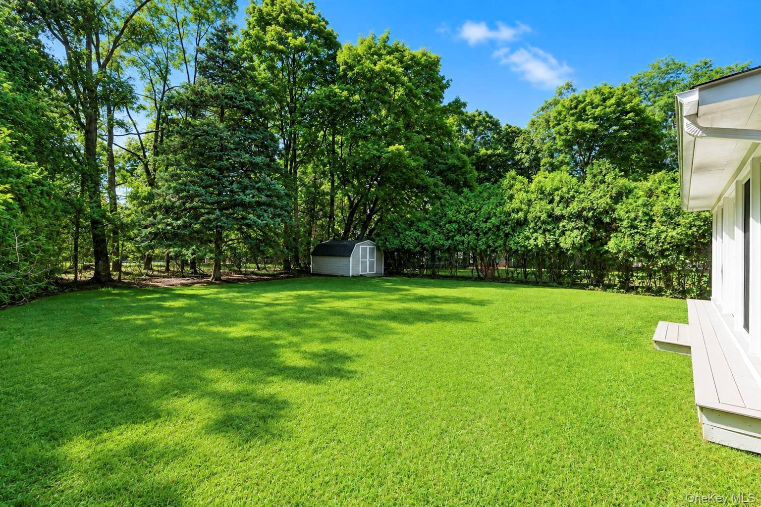 Single Family Riverside Drive Suffolk County, NY 11901, MLS-1032344-6