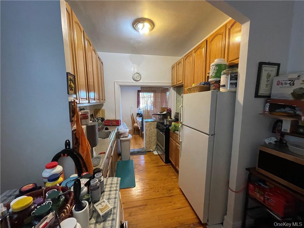 Single Family Pilgrim Avenue  Bronx, NY 10461, MLS-1032351-10
