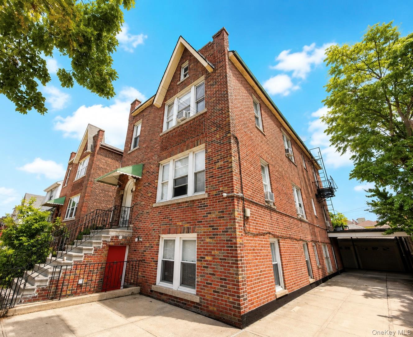 Single Family Pilgrim Avenue  Bronx, NY 10461, MLS-1032351-2