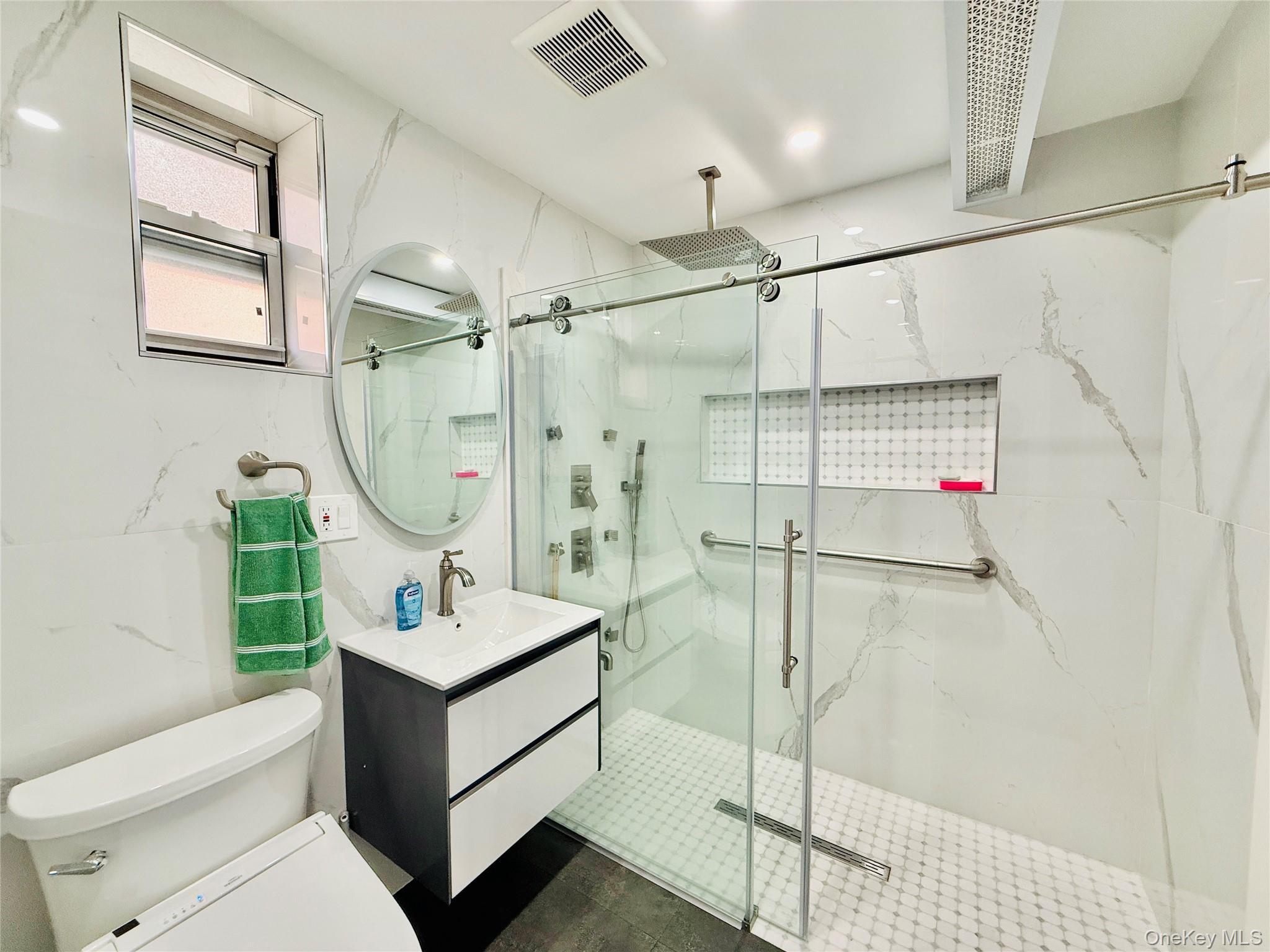 Single Family Pilgrim Avenue  Bronx, NY 10461, MLS-1032351-20