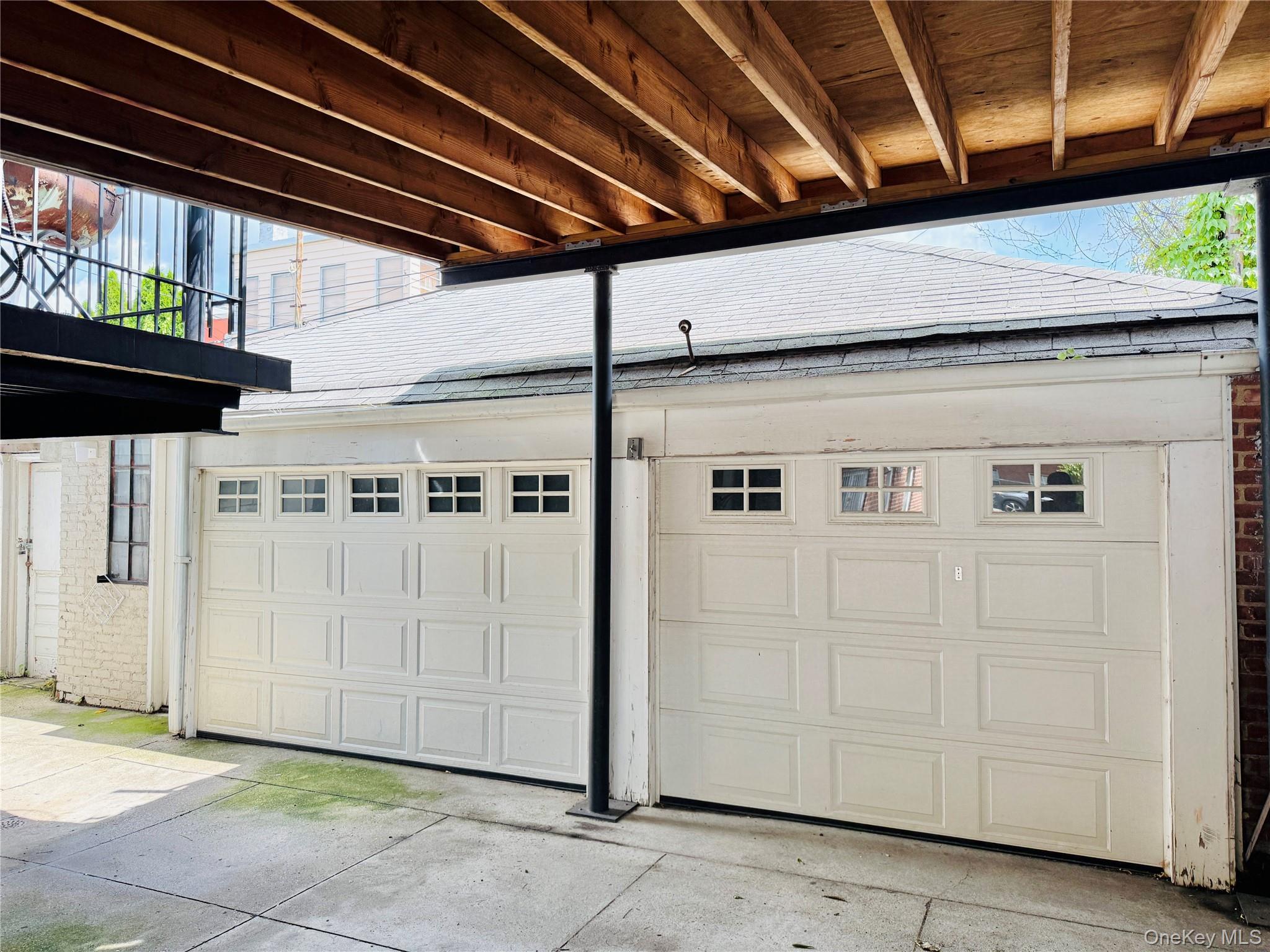 Single Family Pilgrim Avenue  Bronx, NY 10461, MLS-1032351-23