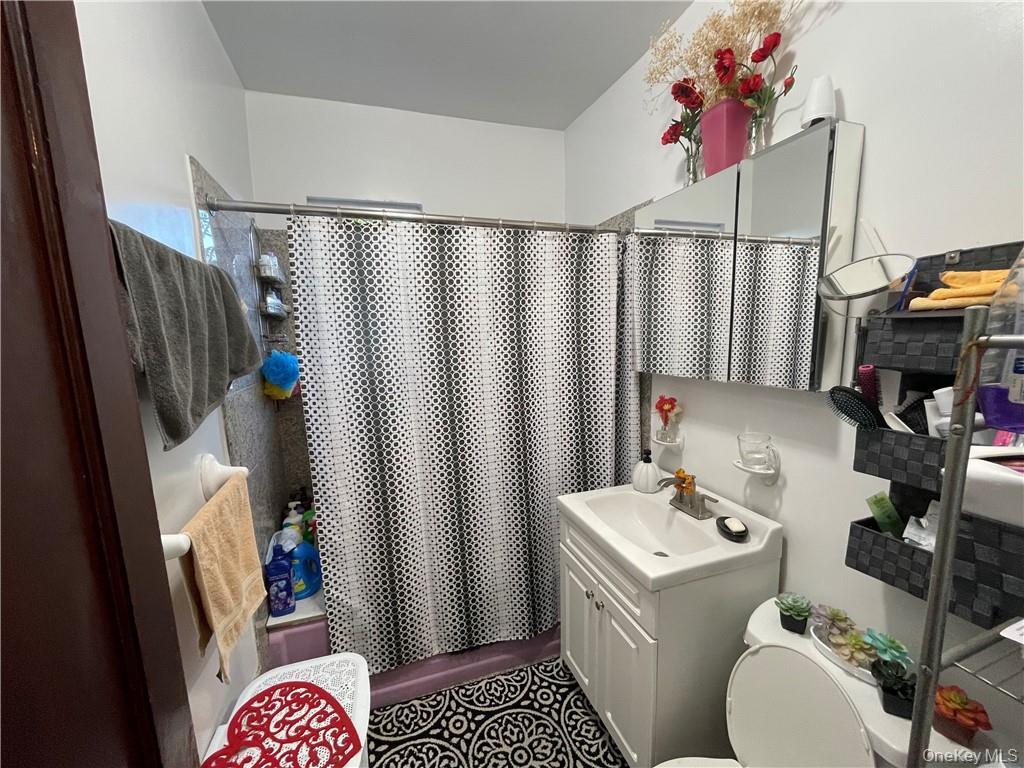 Single Family Pilgrim Avenue  Bronx, NY 10461, MLS-1032351-6