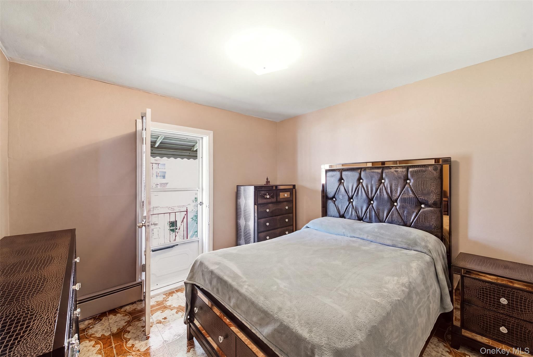 Single Family Francis Lewis Boulevard  Queens, NY 11358, MLS-1032362-16