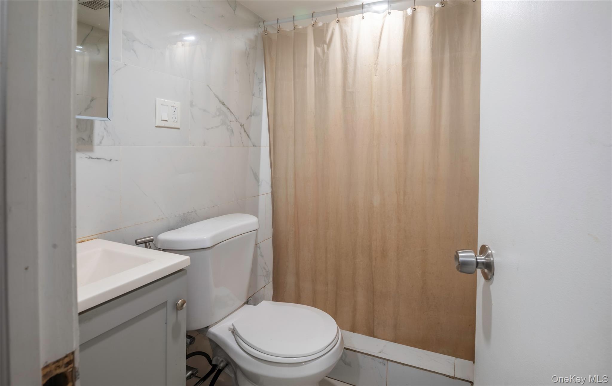 Single Family 160th Street  Queens, NY 11432, MLS-1032366-20