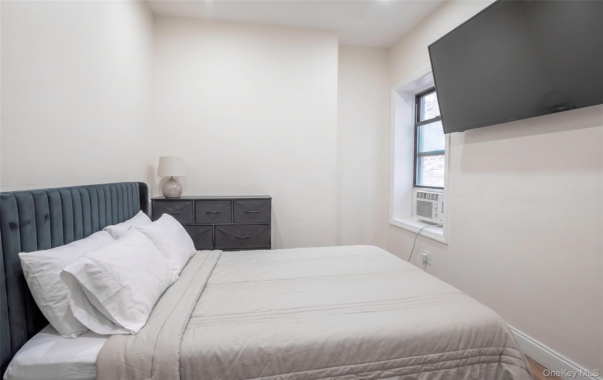 Single Family 160th Street Queens, NY 11432, MLS-1032366-7