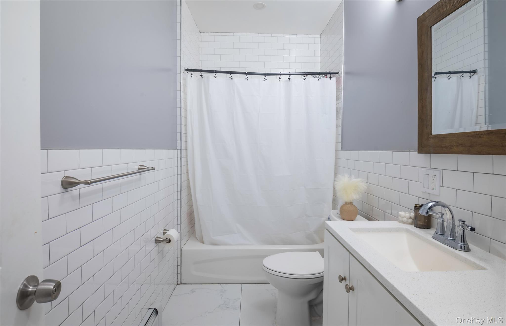 Single Family 160th Street Queens, NY 11432, MLS-1032366-8